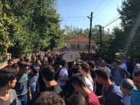 BARTIN VALİSİ - Motor Kazasında Ölen Genç Toprağa Verildi