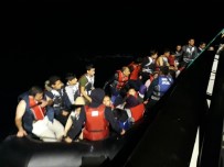 KÜÇÜKKUYU - Sahil Güvenlik 1 Haftada 849 Göçmeni Yakaladı