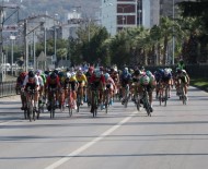 KARADENIZ SAHIL YOLU - Uluslararası Karadeniz Bisiklet Turu Samsun'da Son Buldu