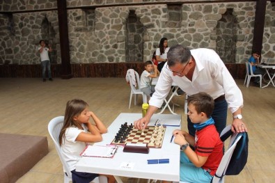 30 Ağustos Zafer Bayramı Satranç Turnuvası Sona Erdi