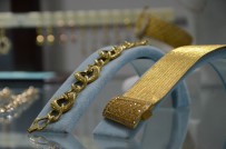 ALTIN FİYATI - Altının Tahtına Gümüş Takılar Oturuyor