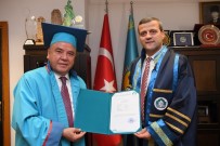 TÜRKIYE TÜRKÇESI - Başkan Böcek, 'Yüksek Lisans' Diplomasını Aldı