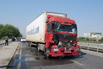 SARıPıNAR - Tır Kamyona Arkadan Çarptı Açıklaması 2 Yaralı