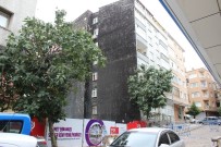 CEMAL GÜRSEL - Güngören'de Bir Bina Yıkılma Riskine Karşı Boşaltıldı
