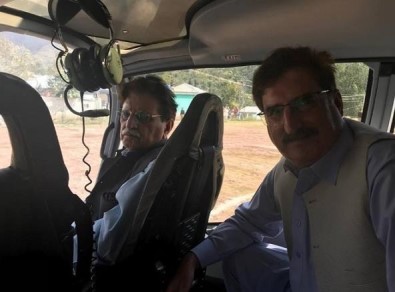 Keşmir Başbakanı Haider'in Helikopterine Ateş Açıldı