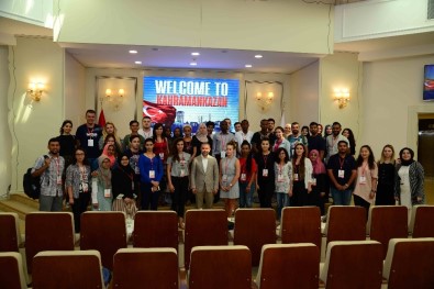 Dünya Gençliği Ankara'da Buluşuyor