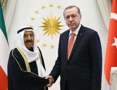 Erdoğan ile Kuveyt Emiri telefonda görüştü