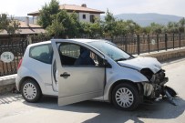 SITKI KOÇMAN ÜNİVERSİTESİ - Menteşe'de Trafik Kazası; 1 Yaralı