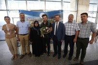 OTOBÜS TERMİNALİ - Rektör Bağ, PAÜ'yü Tercih Eden Öğrencileri Karşıladı