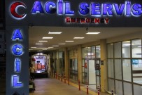 Şanlıurfa'da 112 Acil Servis Görevlisi Hasta Yakını Tarafından Bıçaklandı