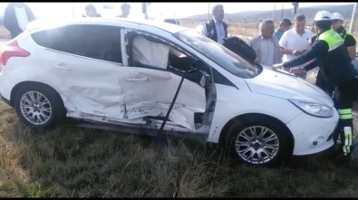 Sarıkamış'ta Trafik Kazası Açıklaması 2 Yaralı