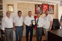 Ahmetli Belediye Başkanı Alhan'dan Başkan Çerçi'ye Plaket Haberi