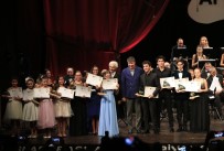 GÜRER AYKAL - Geleceğin Yıldızları Antalya Devlet Senfoni Orkestrası İle Sahne Aldı