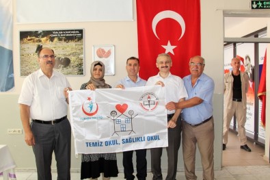 Kula'da 13 Okul Beyaz Bayrak Aldı