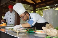 EMRAH KÖKSAL - Pasta Ve Yemek Yapmak İçin Aydın'da Kampa Girdiler