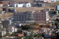 GAFFAR OKAN - Yeni Siirt Emniyet Müdürlüğü Binası Göz Kamaştırıyor