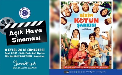 Biga'da Açık Hava Sineması'nın Son Filmi Açıklaması Bizim Köyün Şarkısı