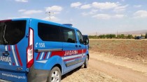 FETHİ SEKİN - Elazığ'da Hayvan Otlatma Kavgası Açıklaması 1 Ölü, 2 Yaralı