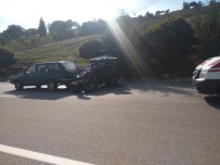 ÇAPA MOTORU - Gediz'de Trafik Kazası Açıklaması 1 Yaralı