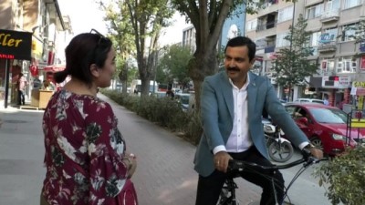 Kırşehir Belediye Başkanı Makam Aracı Yerine Bisiklet Kullanıyor
