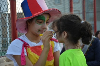 Yeni Toki'lerde Çocuklar Sokak Oyunları Şenliği İle Eğlendi