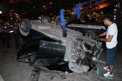 Ağaca Çarpan Otomobil Takla Attı Açıklaması 4 Yaralı