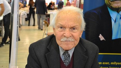 Efeler Belediyesi Ünlü Yazar İzgü'nün İsmini Ölümsüzleştirecek