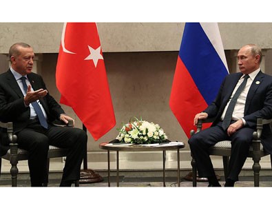 Erdoğan ile Putin 'Üçlü Zirve' öncesi bir araya geldi