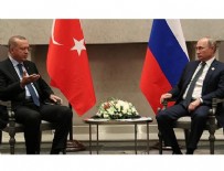 TAHRAN - Erdoğan ile Putin 'Üçlü Zirve' öncesi bir araya geldi