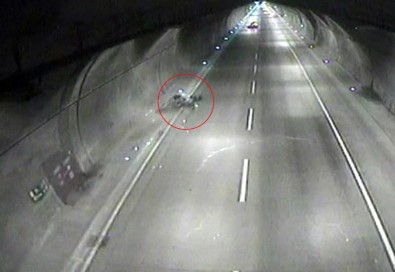 Kağıthane Tünelinde Feci Motosiklet Kazası Kamerada