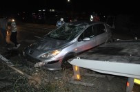 CANLI YAYIN - Takla Atan Araçtan Burnu Bile Kanamadan Çıktı