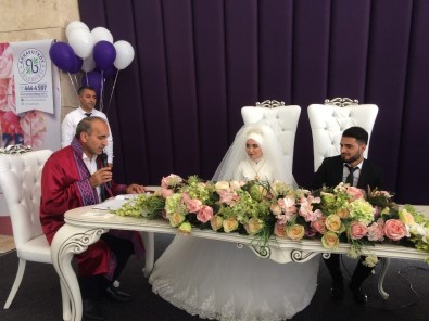 26 Çift Toplu Nikah Töreniyle Dünya Evine Girdi