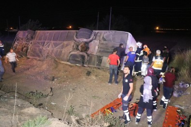 Aksaray'da Otobüs Şarampole Devrildi Açıklaması 6 Ölü, 44 Yaralı
