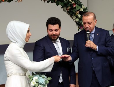 Erdoğan Nikah Şahidi Oldu