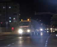 Kilis'ten İdlib Sınırına Obüs İle Tank Sevkıyatı