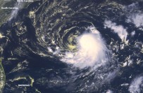 CAROLINA - ABD'nin Doğu Kıyısında Olağanüstü Hal İlan Edildi