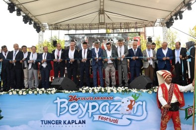 Ankara Büyükşehir Belediye Başkanı Tuna, Uluslararası Beypazarı Festivali'ne Katıldı