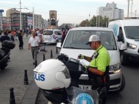 TRAFİK CEZALARI - (Özel) Taksim'de Kurallara Uymayan Sürücülere Ceza Yağdı
