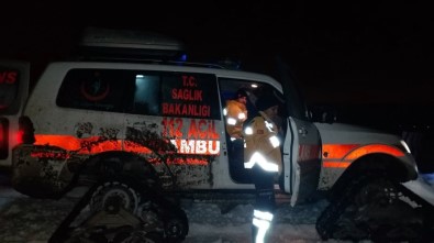 Hasta Çocuğun İmdadına Paletli Ambulans Yetişti