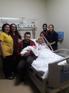 Karaman'da Yeni Yılın İlk Bebeği Elif Oldu