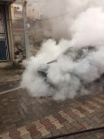 Kırkağaç'ta Otomobil Alev Alev Yandı