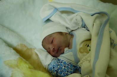 Kırşehir'de Yılın İlk Bebeği 'Erdal' Oldu