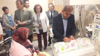 Konya'da 2019'Un İlk Bebeği Dünyaya Geldi