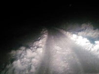 Soma'da Kardan Kapanan Yol Ulaşıma Açıldı