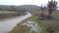 DERE YATAĞI - Karakılınçlı Çamur Ve Pislik Derdinden Kurtuldu
