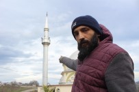 ŞİDDETLİ RÜZGAR - Kocaeli'de Rüzgar Çatıları Uçurdu, Minareleri Parçaladı