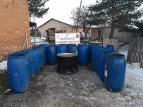 KAÇAK İÇKİ - Malatya'da 4 Ton Kaçak İçki Ele Geçirildi