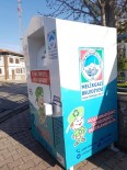 Melikgazi'deki Kıyafet Kutuları Sosyal Belediyeciliğe Örnek