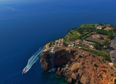 Muratpaşa'nın Kent Parkları Ve Falez Plajlarına 2 Yılda 670 Bin Ziyaretçi