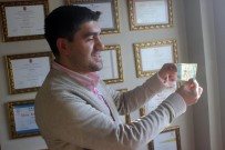 KALPAZANLIK - Avukat, Tahliye Ettirdiği Kalpazan Tarafından Dolandırıldı